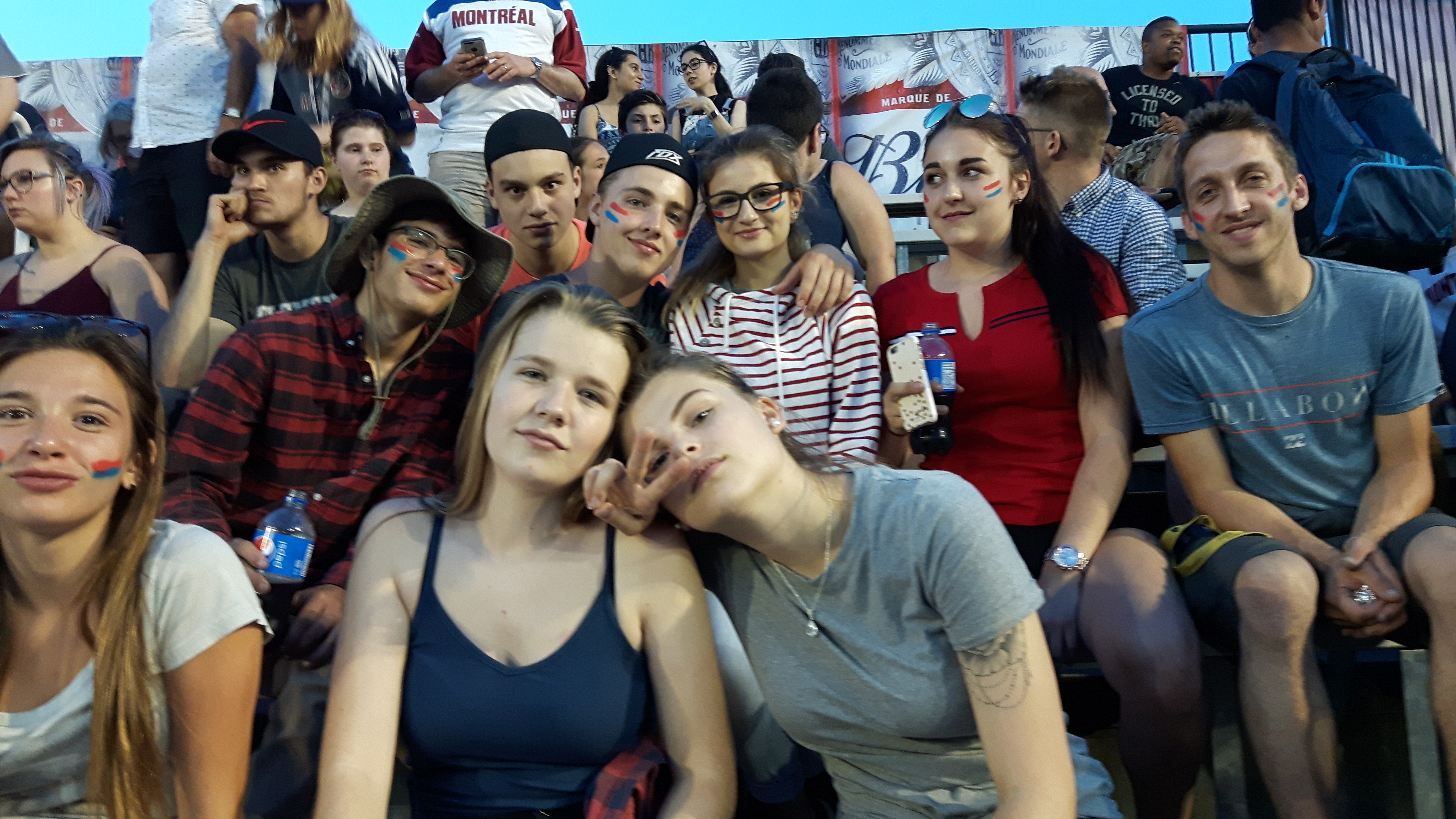 &copy; Maison des jeunes de Waterville - Sortie aux alouettes de Montréal - 2017!